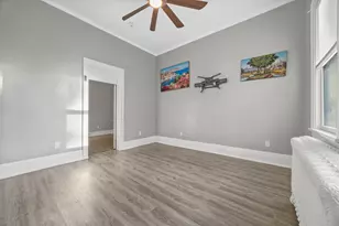 1033 W Lincoln Ave, Milwaukee, WI 53215 - Photo 59