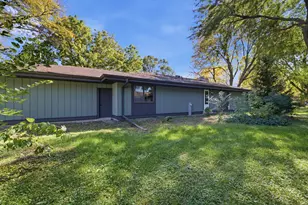 9115 N Deer Ct, Brown Deer, WI 53223 - Photo 29