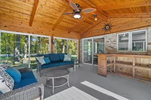 12427 N Golf Dr, Mequon, WI 53092 - Photo 23