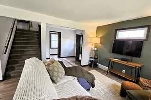 2357 S 80th St, West Allis, WI 53219 - Photo 17