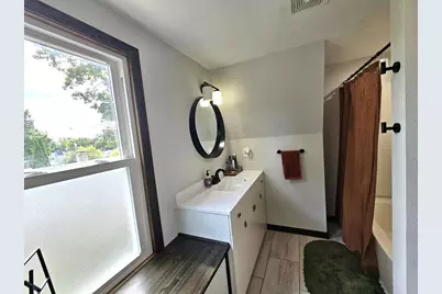 2357 S 80th St, West Allis, WI 53219 - Photo 39