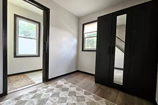 2357 S 80th St, West Allis, WI 53219 - Photo 19