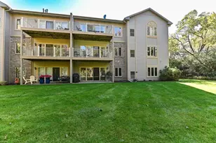 1610 Gabriel Dr, Waukesha, WI 53188 - Photo 27
