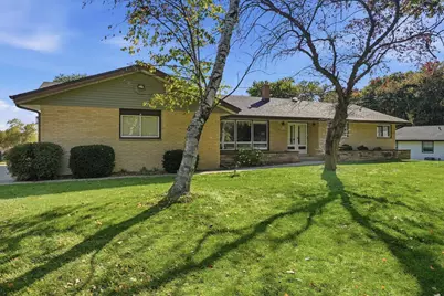 W215N10122  Hickory Dr, Germantown, WI 53017 - Photo 1