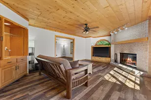 S57W29537 Saylesville Rd, Genesee, WI 53189 - Photo 13