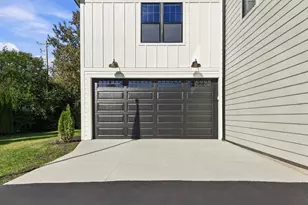 15330 Mt Vernon Ave, Brookfield, WI 53005 - Photo 5