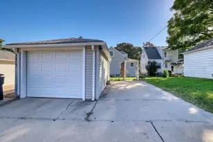 2815 S 46th St, Milwaukee, WI 53219 - Photo 23