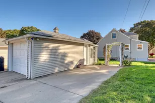 2815 S 46th St, Milwaukee, WI 53219 - Photo 25