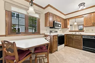 7534 W Tuckaway Creek Dr, Franklin, WI 53132 - Photo 15