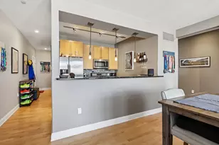 1925 N Water St, Milwaukee, WI 53202 - Photo 9