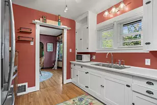 1932 Loomis St, La Crosse, WI 54603 - Photo 11