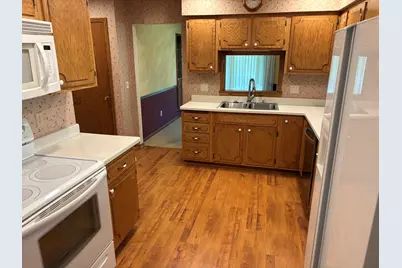 3022  Westwood Dr, Janesville, WI 53548 - Photo 3
