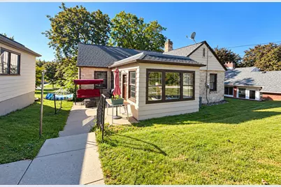 304  Oxford Rd, Waukesha, WI 53186 - Photo 27