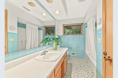 15300  High Knoll Ln, Brookfield, WI 53005 - Photo 21