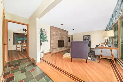 15300  High Knoll Ln, Brookfield, WI 53005 - Photo 7