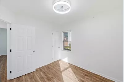 4170 S 5th Pl, Milwaukee, WI 53207 - Photo 11