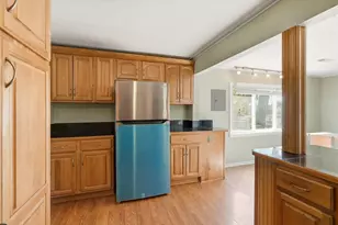3223 N 83rd St, Milwaukee, WI 53222 - Photo 9