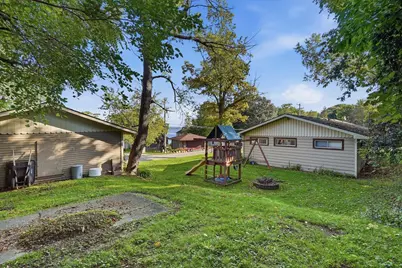 N22W28773  Louis Ave, Delafield, WI 53072 - Photo 27