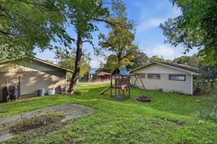 N22W28773 Louis Ave, Delafield, WI 53072 - Photo 27