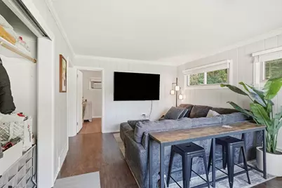 N22W28773  Louis Ave, Delafield, WI 53072 - Photo 5