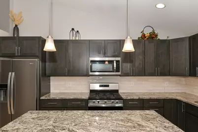 529  Arbor Ridge Dr, Delavan, WI 53115 - Photo 9