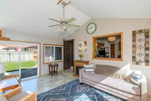 6185 S 38th St, Greenfield, WI 53221 - Photo 5
