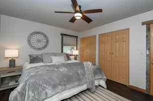 6185 S 38th St, Greenfield, WI 53221 - Photo 21