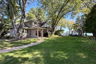 428 S Golden Lake Ln, Summit, WI 53066 - Photo 33