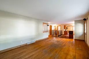 N39W6631 Jackson St, Cedarburg, WI 53012 - Photo 11