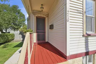 216 E Garfield Ave, Milwaukee, WI 53212 - Photo 3
