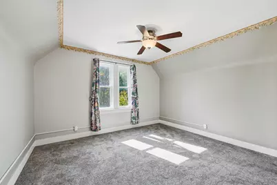 216 E Garfield Ave, Milwaukee, WI 53212 - Photo 17