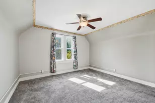 216 E Garfield Ave, Milwaukee, WI 53212 - Photo 17