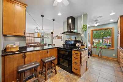 4329 S Lenox St, Milwaukee, WI 53207 - Photo 13