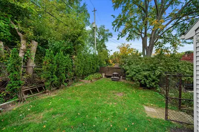4329 S Lenox St, Milwaukee, WI 53207 - Photo 37