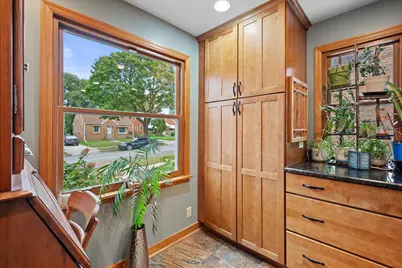 4329 S Lenox St, Milwaukee, WI 53207 - Photo 11