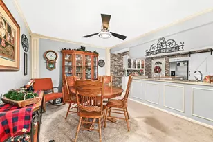 W136N8124 River Park Dr, Menomonee Falls, WI 53051 - Photo 7