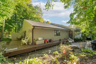W136N8124 River Park Dr, Menomonee Falls, WI 53051 - Photo 27