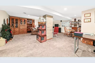 W136N8124  River Park Dr, Menomonee Falls, WI 53051 - Photo 23