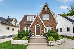 933 Lathrop Ave, Racine, WI 53405 - Photo 1