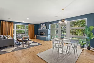 W271S3599 Oak Knoll Dr, Waukesha, WI 53189 - Photo 5