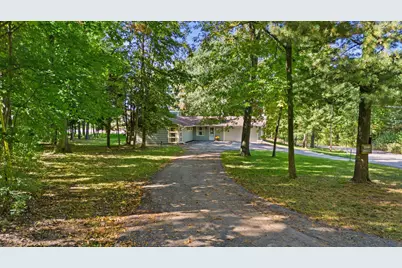 W271S3599  Oak Knoll Dr, Waukesha, WI 53189 - Photo 1