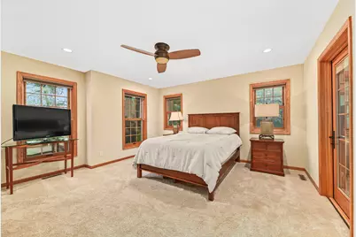 8646 S Parkland Ct, Franklin, WI 53132 - Photo 33