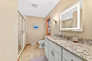 8646 S Parkland Ct, Franklin, WI 53132 - Photo 35