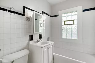 3215 W Auer Ave, Milwaukee, WI 53216 - Photo 11