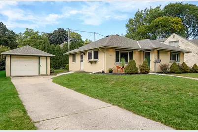 221 N Story Pkwy, Milwaukee, WI 53208 - Photo 15