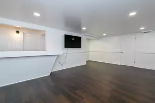 221 N Story Parkway, Milwaukee, WI 53208 - Photo 53