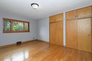 221 N Story Parkway, Milwaukee, WI 53208 - Photo 37