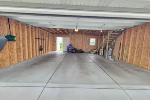 3156 S California St, Milwaukee, WI 53207 - Photo 43