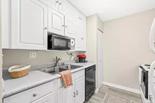 2300 W Good Hope Rd, Glendale, WI 53209 - Photo 9