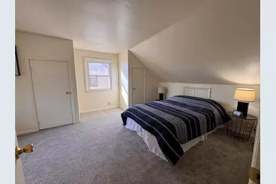 5868 N 71st St, Milwaukee, WI 53218 - Photo 9